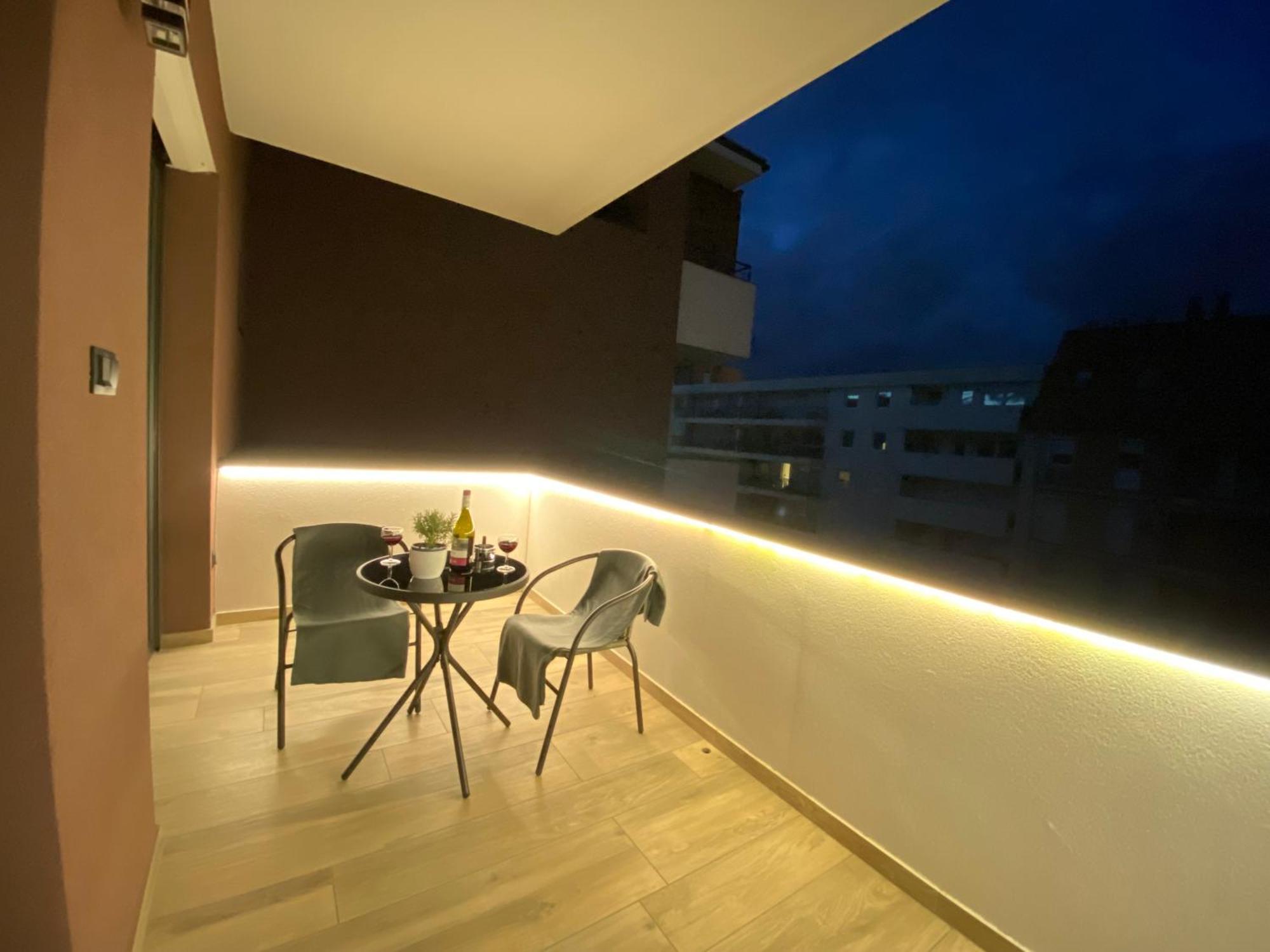 T27 Apartments Free Parking Ingyenes Zart Parkolo Дьєр Екстер'єр фото