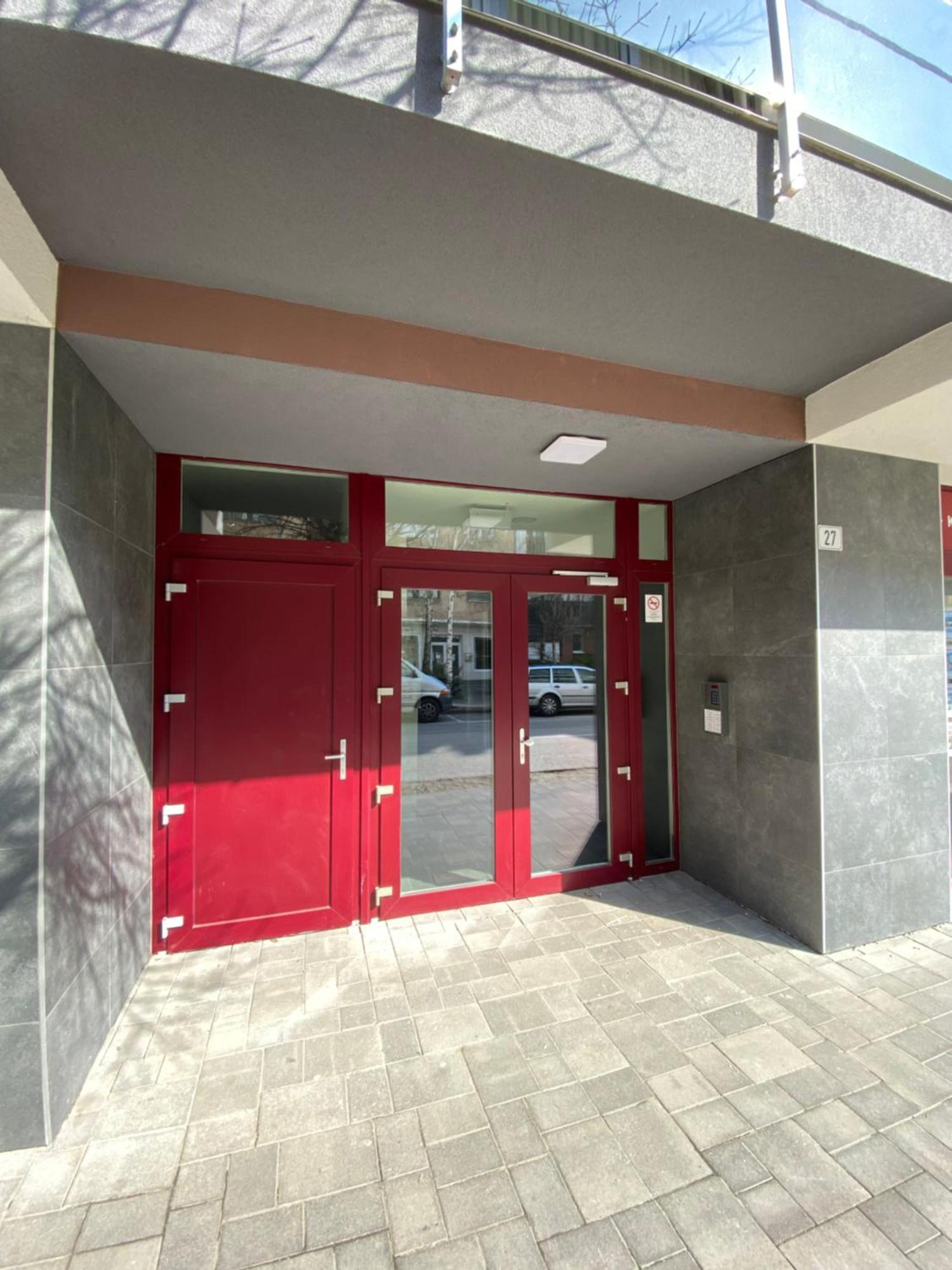 T27 Apartments Free Parking Ingyenes Zart Parkolo Дьєр Екстер'єр фото