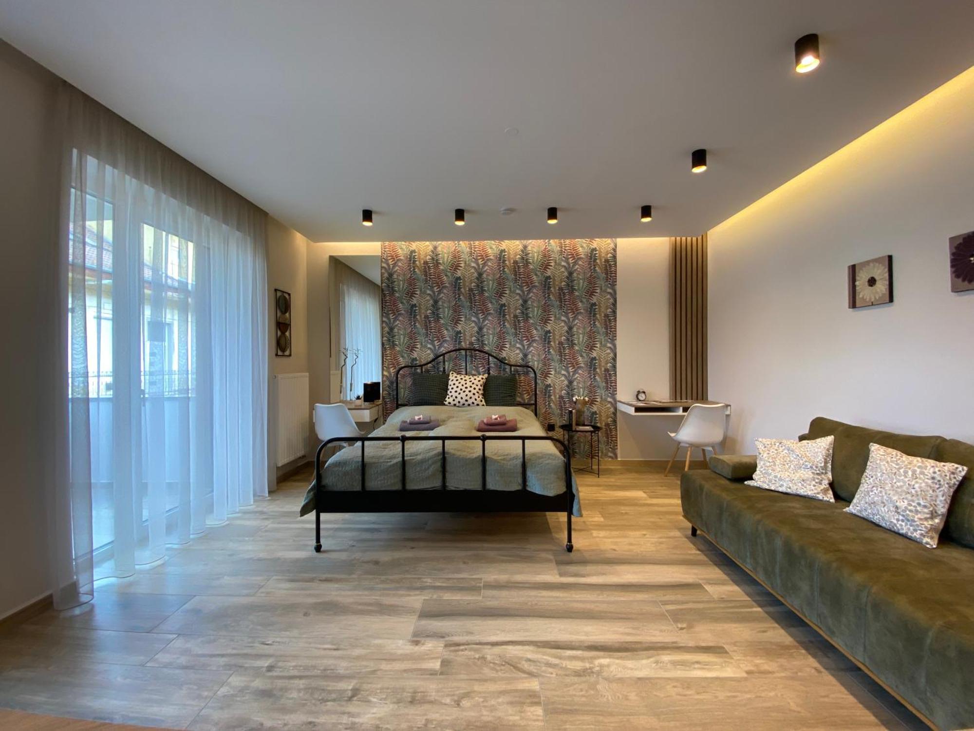 T27 Apartments Free Parking Ingyenes Zart Parkolo Дьєр Екстер'єр фото